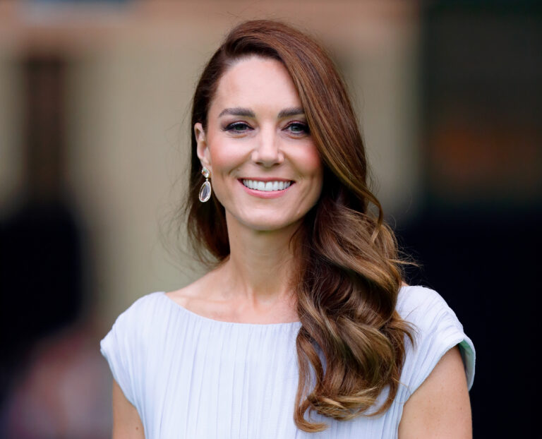 Shocking Discovery Forces Removal of First Kate Middleton Photo in 76 Days